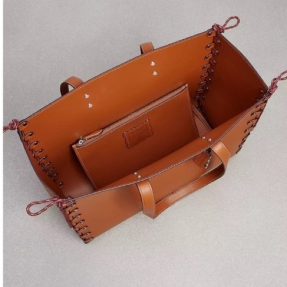Coachtopia The Re-Laceable Tote: Large - Picture 3 of 12